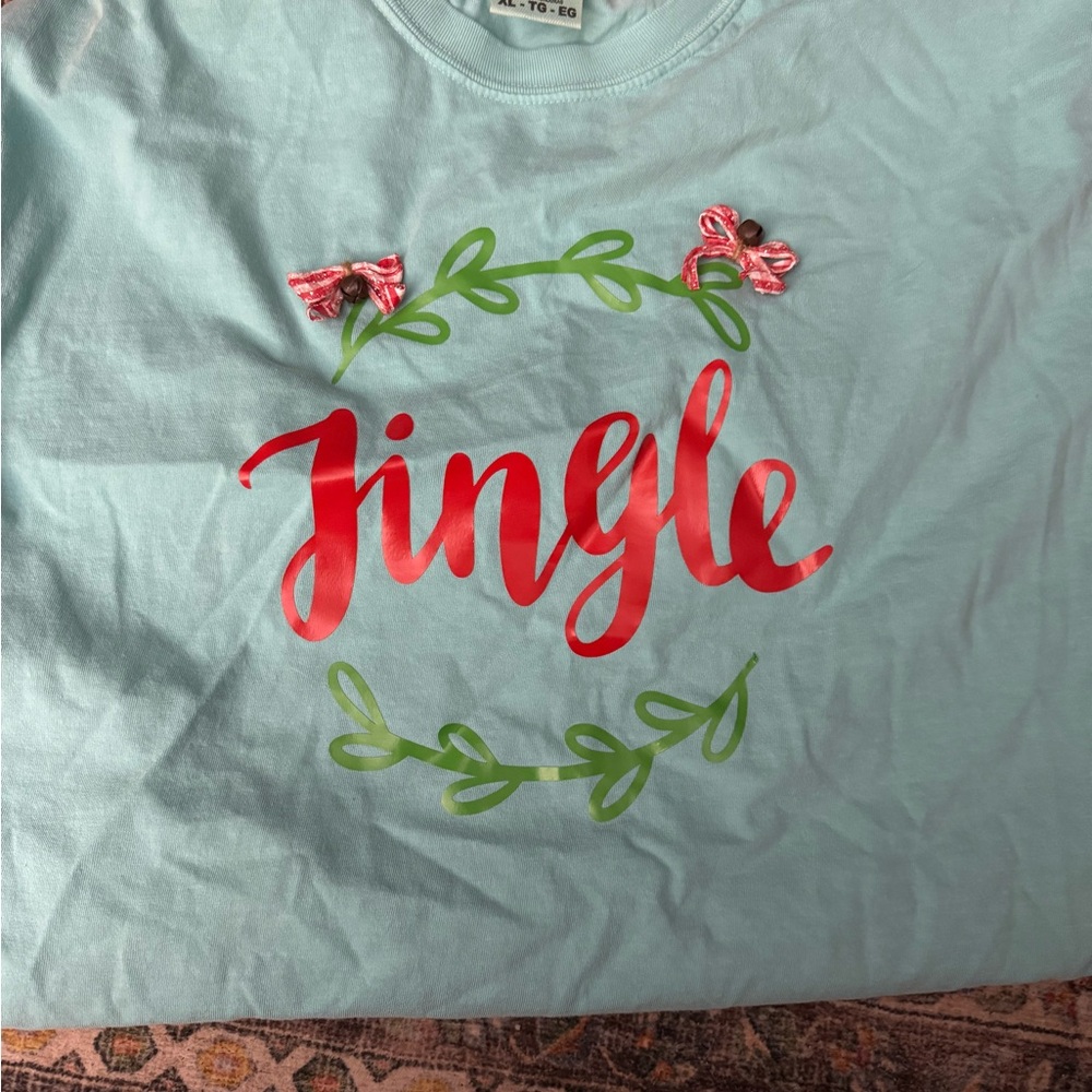 Jingle Graphic Tee xl